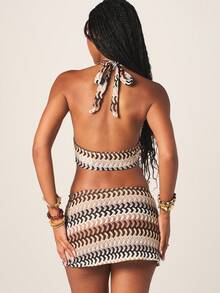 MISSGUIDED Conjunto de dos piezas de top halter de cuello de cárdigan y minifalda con estampado de zigzag, ajustado, coordinado, para festival, verano, vacaciones, playa, club - Multicolor - Ver 2