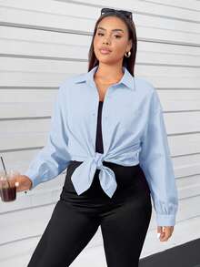 SHEIN Essnce 大码女装春夏时尚休闲运动舒适日常宽松粉色长袖纽扣衬衫和黑色紧身背心连体裤两件套，女士春季服装，女士机场服装，Y2k 服装，街头服饰 - 淺藍色 - 查看 3