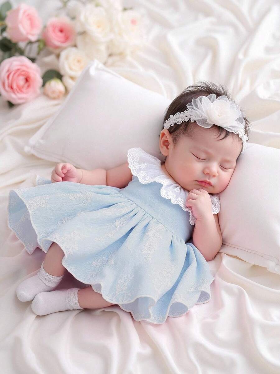 SHEIN 新生女嬰蕾絲領無袖輕盈網紗洋裝 優雅公主風奢華套裝 寶藍色 夏季 嬰兒派對 媽媽家庭拍照穿搭 - 藍色 - 查看 1