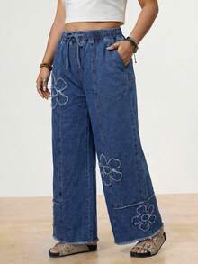 Bohemela Quần jeans nữ cỡ lớn phong cách Bohemian màu xanh dương cổ điển, dáng rộng, bạc màu, rách rưới, họa tiết hoa, quần jeans đi nghỉ mát, quần thời trang mùa xuân cho nữ cỡ lớn. - Màu be - Xem 5