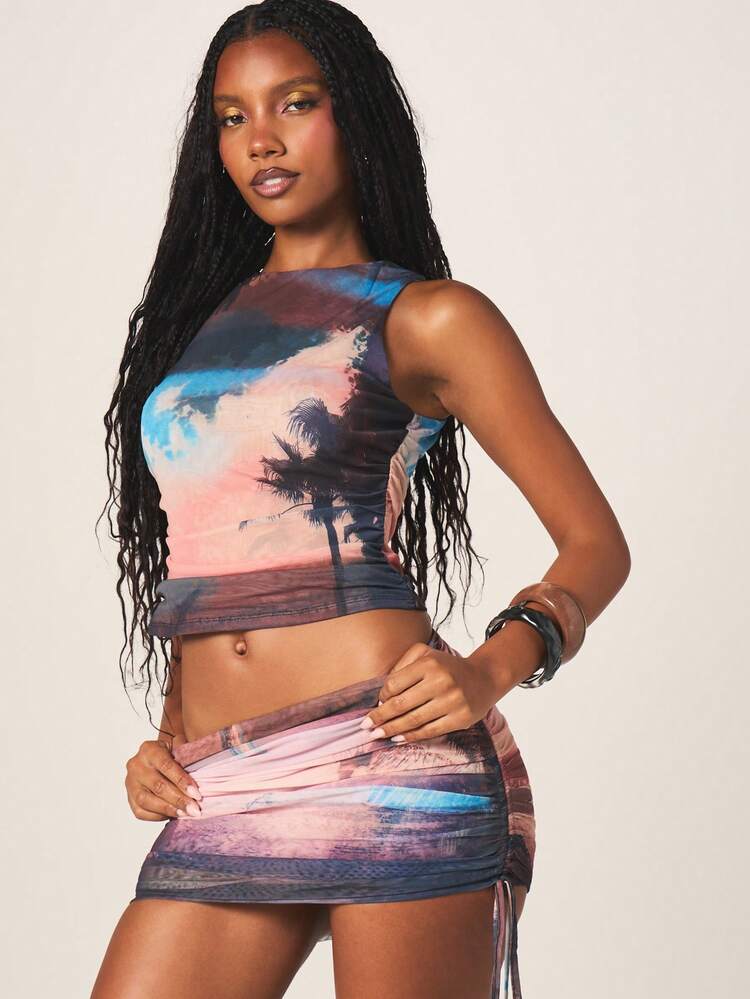 MISSGUIDED Tropical Print Two Piece Co Ord Set Sleeveless Crop Top And Mini Skirt Summer Beach Vacation Paradise Palm Tree Sunset Festival Outfit