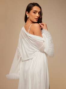 Silquee 毛边腰带缎面睡袍吊带裙睡衣套装/白色睡衣套装，秋冬服装 - 白色 - 查看 6