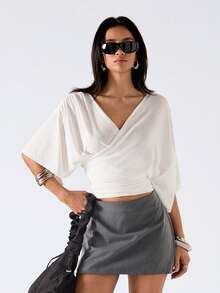 LYSMO 2026 新款极简主义春季/新款女士纯色重叠V领蝙蝠袖短袖休闲T恤，夏季 - 白色 - 查看 6