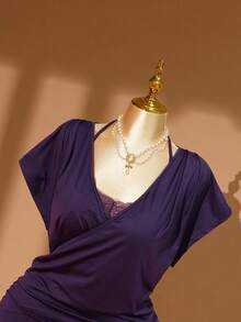 Rometta 大码女式V领无袖褶皱腰身修身迷你连衣裙，优雅约会之选 - 紫色 - 查看 4