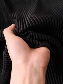 SHEIN CURVE+ Plus Size Summer Casual Leopard Print & Solid Color Pleated Shorts/Graphic Tees - Multicolor - View 5