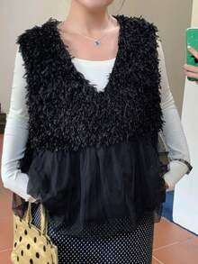 Dazy Plus Plus Size Women Casual Solid V-Neck Patchwork Faux Fur Collar Sleeveless Camisole Tank Top - Black - View 2