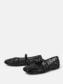 CUCCOO HITCHD 黑色网纱串珠花朵方头舒适柔软简约通勤女式平底鞋 - 黑珠片色 - 查看 8