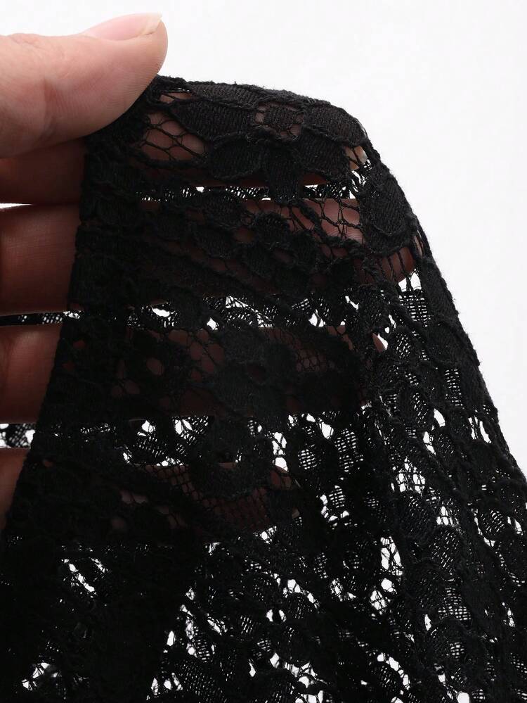 Girls' Round Neck Lace Petal Sleeve Blouse