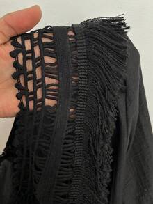 Flirla Camicia elegante casual da donna taglie forti, di colore unito, con inserti in pizzo floreale traforato, vita segnata - nero - Visualizzare 8