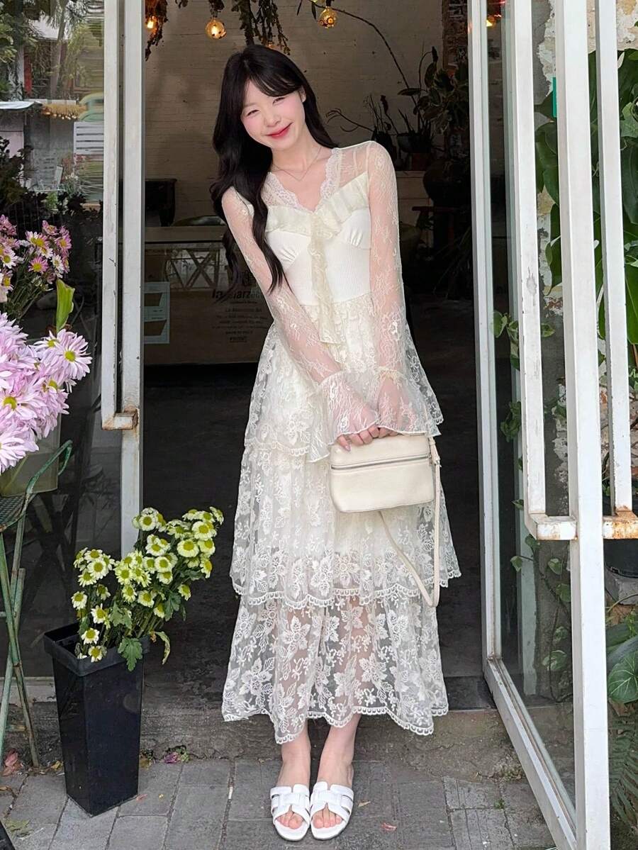 DAZY 女士纯色长款收腰蕾丝长袖连衣裙，层叠裙摆中长连衣裙 - 白色 - 查看 1