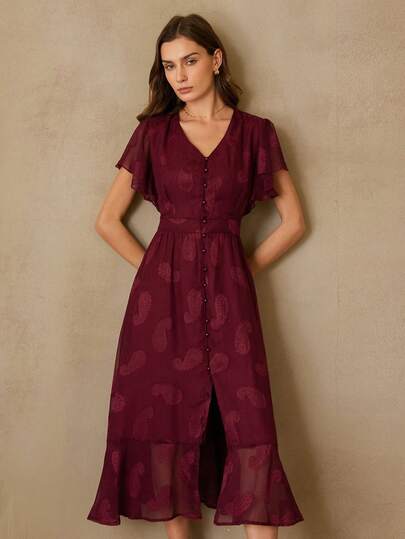 Revavyn Đầm midi xòe sang trọng, thanh lịch dành cho nữ, được thêu họa tiết paisley cầu kỳ, chất liệu vải cắt xẻ tinh tế, tay bồng, thắt eo, điểm nhấn là hàng cúc trang trí.