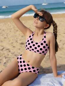 SHEIN 两件套女童泳衣套装，黑色波点印花，修身款，适合度假、海滩、夏季穿着。高腰比基尼套装，适合青少年女孩。两件套波点比基尼，适合青少年女孩的沙滩装。 - 彩色 - 查看 1
