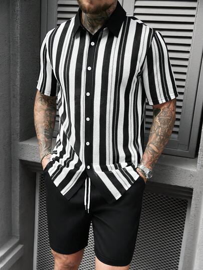 Manfinity CasualCool Men's Summer Casual Full Print Short Sleeve Shirt And Shorts Set Black And White Men Shirt Men Stripe Shirt Streetwear Men Shirt Goth Men Shirt,Men Old Money,Daily Leisure, Weekend Trips, Outdoor Activities, Travel Expeditions, Relaxed Work Environments Or Semi-Formal Occasions, Boyfriend/Husband Gift, Anniversary /Birthday Gift Party Summer Vacation Holiday,Wedding,Spring To Summer,Mardi Gras,Men's Classic Striped Knit Short Sleeve Button Shirt Casual