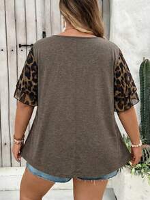SHEIN CURVE+ 加大码女式情人节豹纹拼接褶皱袖休闲T恤上衣，Curve Plus，Hoho Vacation - 棕色 - 查看 2