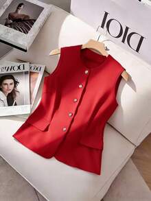 SHEIN PETITE CURVE Plus Size Women Summer Casual/Office Commute Minimalist Solid Color Single-Breasted Sleeveless Top - Red - View 1