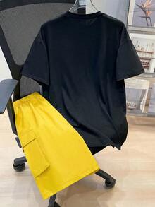 SHEIN Conjunto de camiseta de manga corta y pantalones cortos con estampado minimalista para adolescentes (niños) - Amarillo - Ver 2