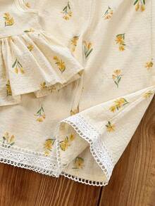 SHEIN Baby Girl Summer Vacation Ditsy Floral Ruffle Hem Top And Pants Set - Multicolor - View 5