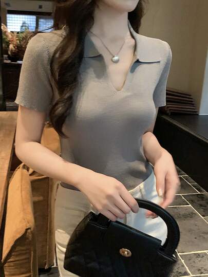 DAZY Women's Collared Ruched Fitted Short Sleeve Knit Top