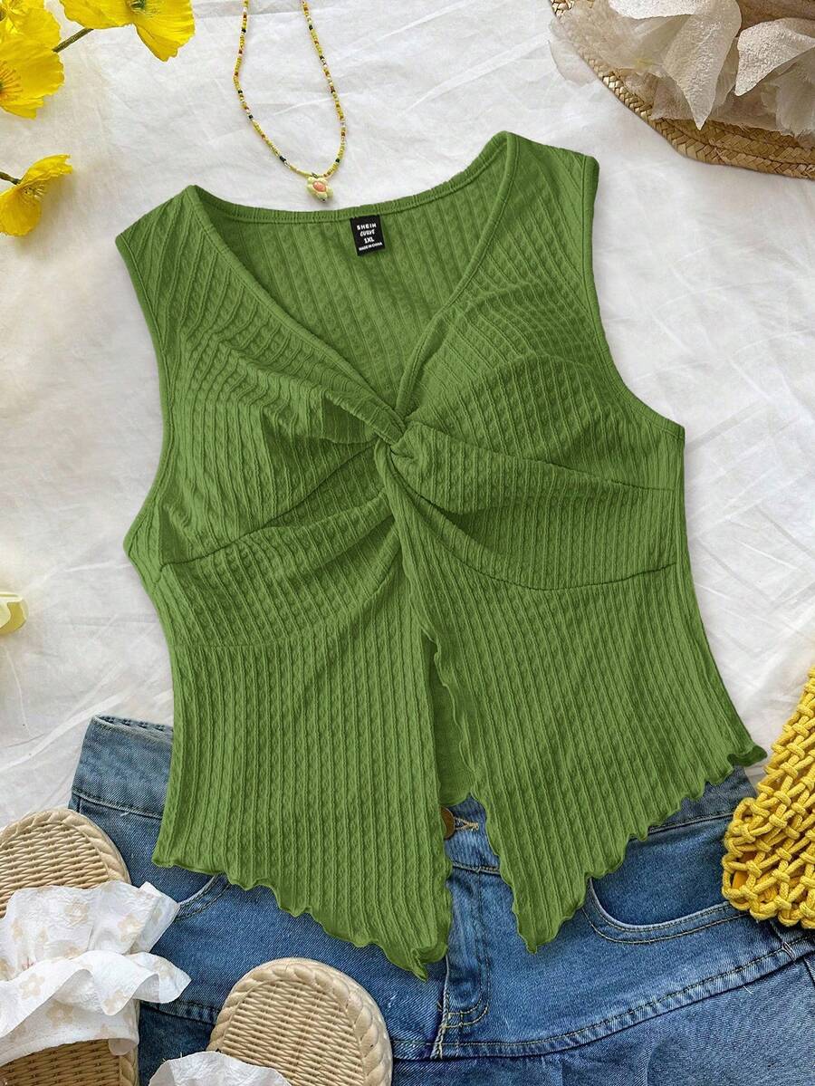 SHEIN Essnce Áo kiểu nữ cỡ lớn mùa xuân hè, thời trang thường ngày, gợi cảm, thoải mái, tươi mát, màu vàng nhạt, chất liệu vải có họa tiết, cổ chữ V, ôm sát, xoắn, không tay, kiểu dáng dễ thương, áo đi chơi, phong cách Boho, vàng bơ, Ibiza, trang phục đi biển, mùa hè châu Âu, trang phục Hawaii cho nữ, áo dự tiệc rave. - màu xanh lá - Xem 1