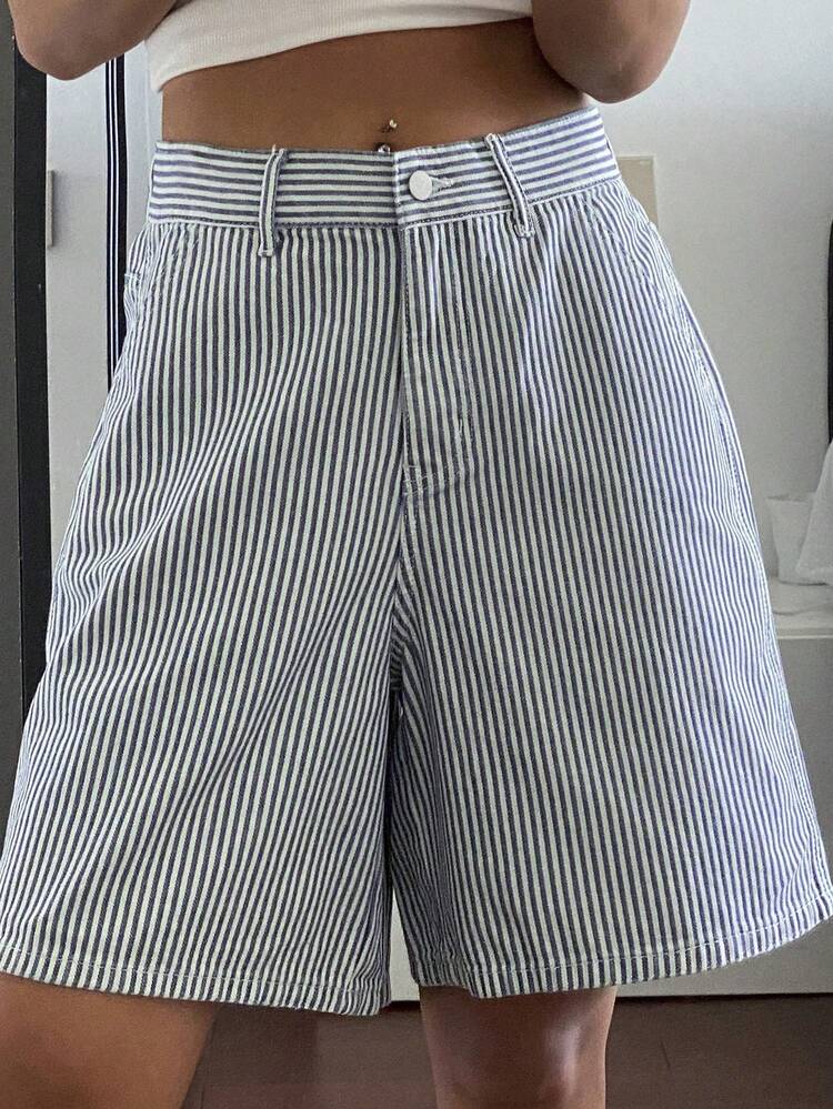 Tall Women's Oversized Striped Casual Denim Shorts Jorts