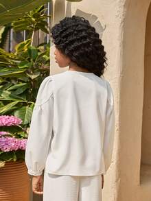 Tween Girls' White Textured Woven Round Neck Ruched Ruffle Cuff Long Sleeve Loose Casual Top, Vacation Style, French Elegant, Suitable For Spring Outing, Back To School - White - View 2