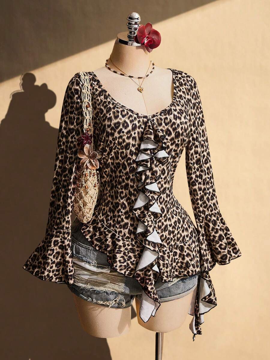 SHEIN ICON Plus Size Keyhole Neckline Leopard Print Ruffle Trim Knitted Blouse, Asymmetrical Hem Ruffle Decor Top - Multicolor - View 1