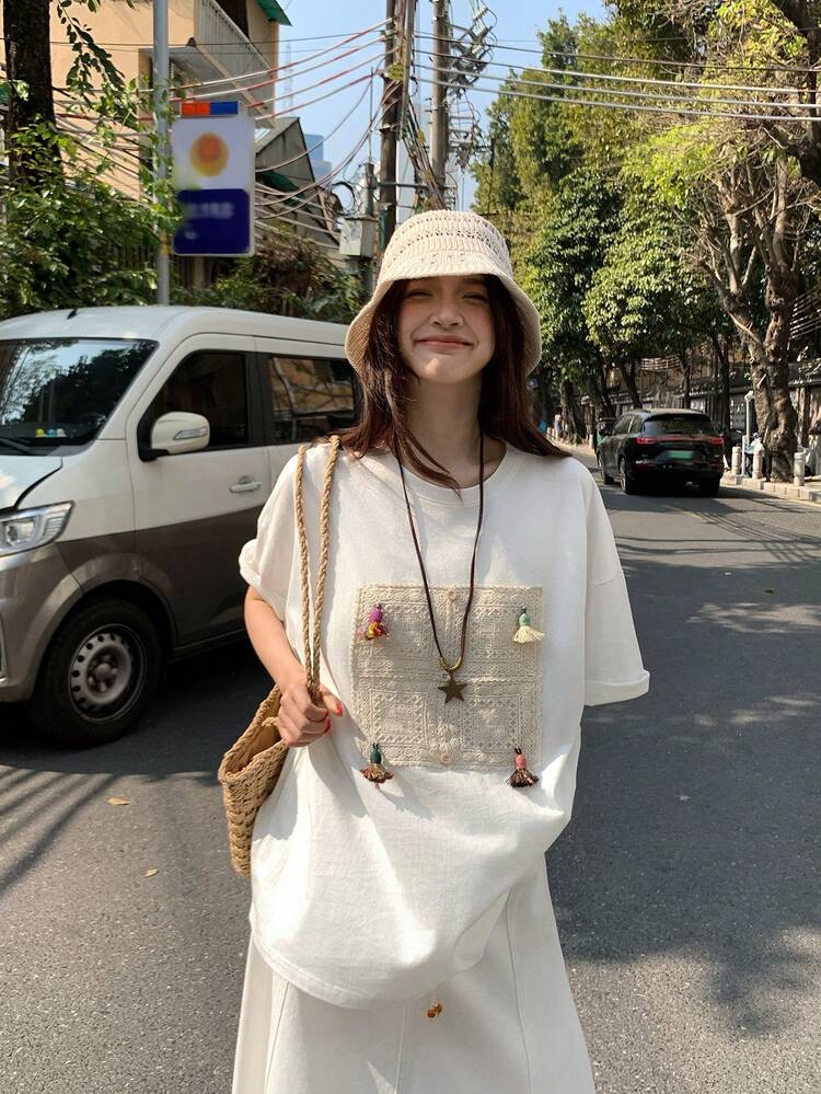 Women's Round Neck Short Sleeve Casual T-Shirt With Youthful Vibe