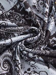 ROMWE Grunge Punk Top Feminina com Decote Drapeado, Estampa Floral Barroca Paisley Boêmia - Preto - Visão 4