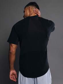 SUMWON Muscle Fit Short Sleeve Crew Neck T-Shirt With Small Chest Logo Athletic Performance Casual Everyday Wear Gym Training Summer Activewear - Black - View 2