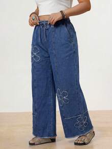 Bohemela Quần jeans nữ cỡ lớn phong cách Bohemian màu xanh dương cổ điển, dáng rộng, bạc màu, rách rưới, họa tiết hoa, quần jeans đi nghỉ mát, quần thời trang mùa xuân cho nữ cỡ lớn. - Màu be - Xem 4