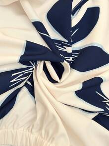 SHEIN LUNE 女士印花圆领短袖上衣和口袋短裤休闲日常套装，夏季女装，沙滩装，休闲套装，度假装，两件套，短款套装，夏季两件套，夏季套装，女士两件套 - 彩色 - 查看 7