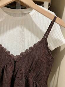 SHEIN Frenchy Áo tank top/camisole nữ cỡ lớn cổ chữ V, thắt eo, chất liệu có họa tiết, kiểu dáng thường ngày, đa năng. - Cà phê nâu - Xem 4