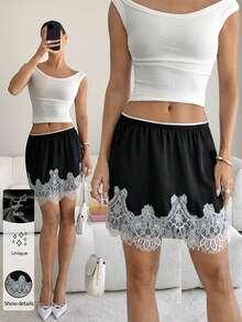 Siren Gaze Falda elegante de encaje y parches para mujer - Blanco y Negro - Ver 5