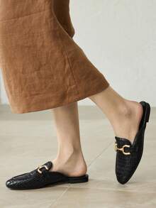 MOTF 适合圣诞节穿着的女士日常舒适平底便鞋 - 純黑 - 查看 5