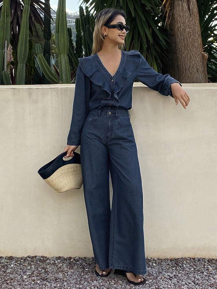 DAZY Conjunto de traje de mezclilla casual y elegante para mujer, compuesto por: Cárdigan de cuello en V de manga larga con volantes, blusa de mezclilla de parche, y pantalones rectos y sueltos de mezclilla - Azul lavado oscuro - Añade 2