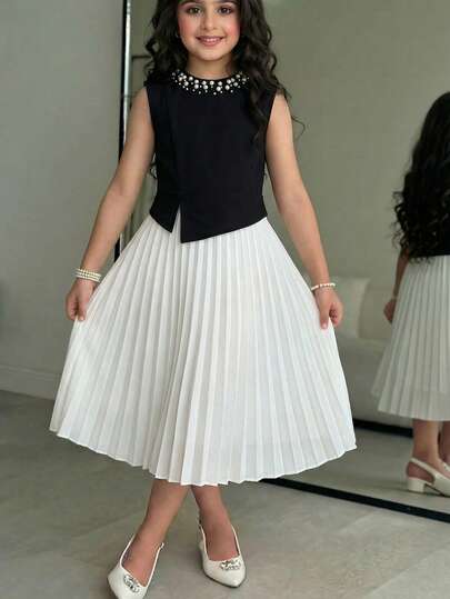 SHEIN Tween Girl Commuter Casual Elegant Black & White Contrast Beaded Collar Sleeveless Patchwork Pleated Hem Dress, Elegant Black White Color Block Pleated Dress, Girl Formal Dress,  Dress For Summer Elegant Dress For Girls Kids White Pleated Dress Black And White Dress