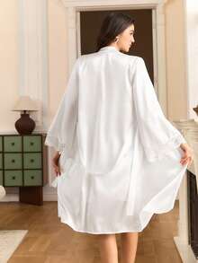 Elegant Lace Patchwork Robe & Nightgown Set, Charming & Mature - White - View 2