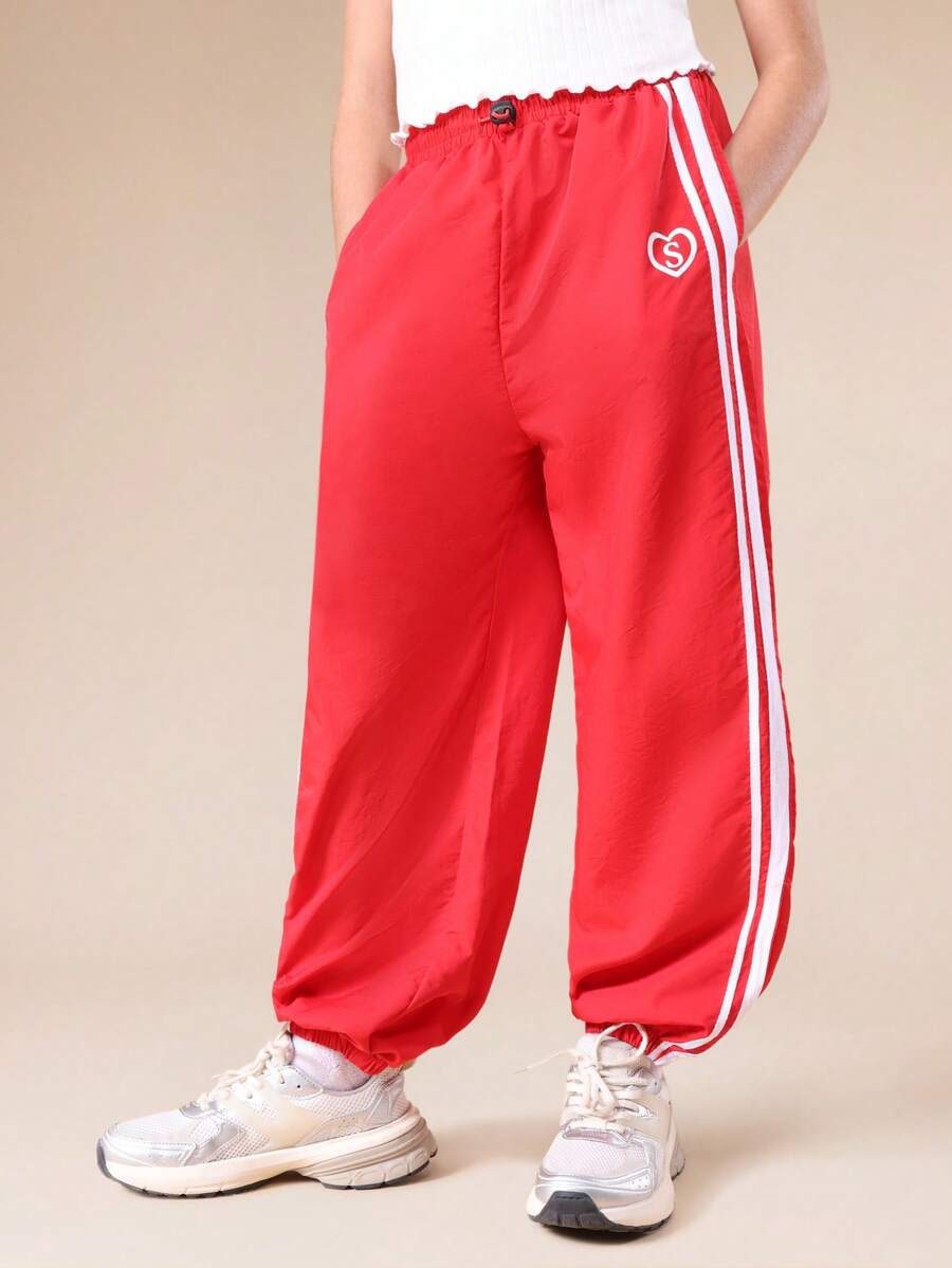 SUMWON 女童心形图案宽松运动裤，配有松紧腰带和侧条纹细节 - 紅色 - 查看 1