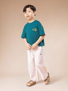 SUMWON 男童夏季柠檬印花短袖圆领T恤搭配条纹阔腿裤两件套休闲套装 - 綠色 - 查看 2