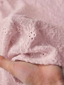 SHEIN Frenchy 大码纯色蕾丝边简约优雅T恤，夏季短袖T恤，度假必备，夏季女装，休闲日常穿着 - 藕粉色 - 查看 11