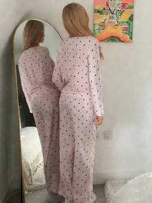 DAZY Set de pijama de 2 piezas con top de manga larga holgado y pantalón recto largo con estampado de corazón, ropa de dormir de primavera para mujer - Rosa - Ver 2