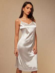 Silquee 毛边腰带缎面睡袍吊带裙睡衣套装/白色睡衣套装，秋冬服装 - 白色 - 查看 7