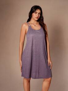 Lazeform Vestido Roxo Minimalista Casual Sem Mangas Plus Size para Mulheres, com Alças Ajustáveis, Tecido de Malha Macio, Adequado para Loungewear ou Uso Externo - Roxo - Visão 5