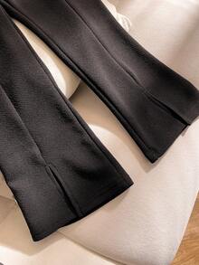 SHEIN 2pcs/Set Young Girl' Summer New Floral Collar Ruffle Sleeve Crop Top And Flared Leg Pants Set, Casual Knit Black Outfit - Black and White - View 4