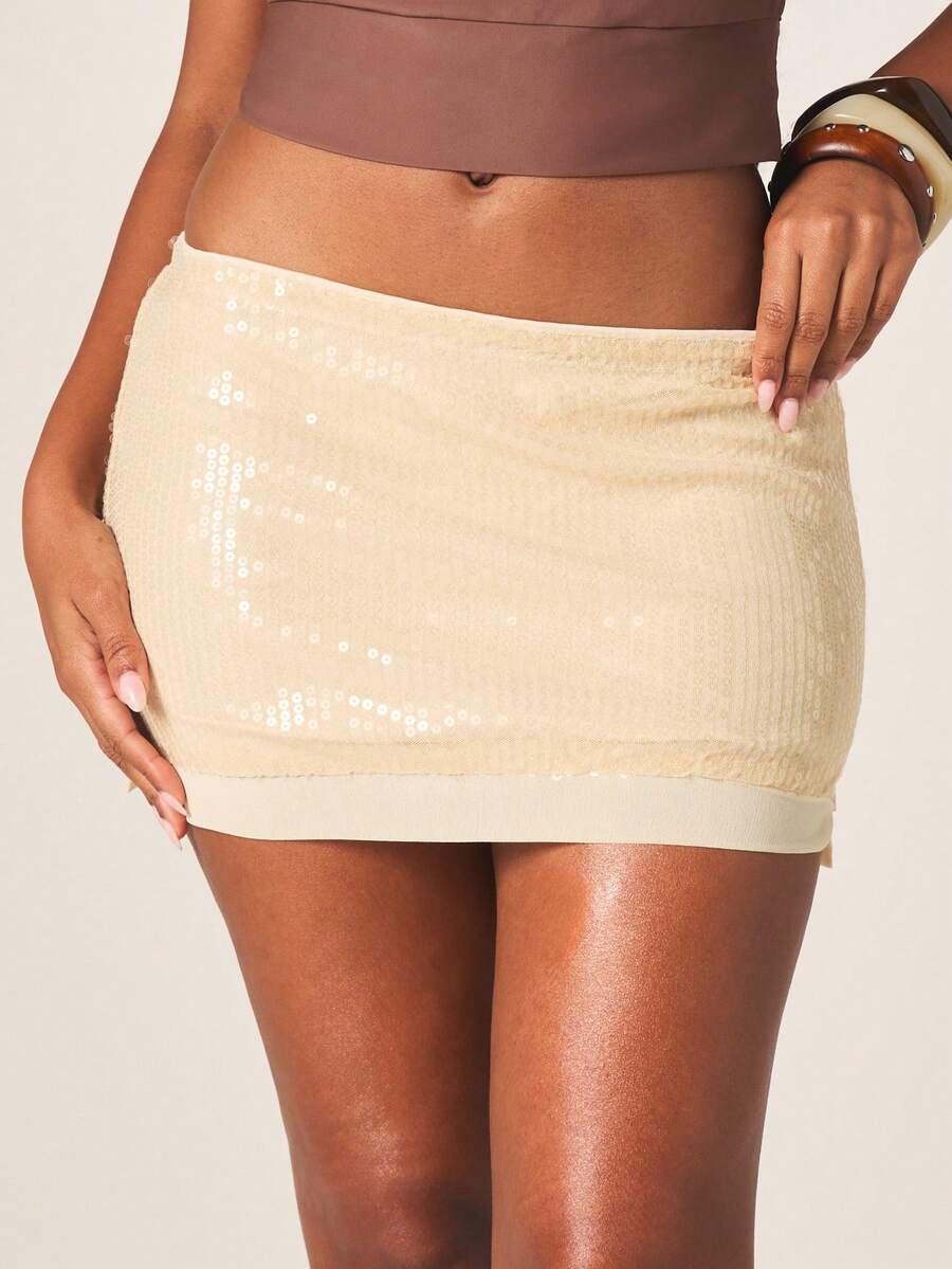 MISSGUIDED Champagne Gold Sequin Low Rise Mini Skirt With Chiffon Hem Panel For Party Evening Club Wear - Light Yellow - View 1