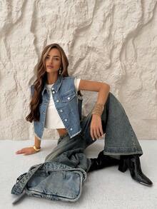 TRNVIE Women's Casual Retro Single-Breasted Frayed Hem Denim Vest, Summer - Medium Wash - View 3