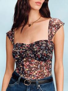 lacRébo Black T-Shirt With Floral Pattern, Square Neckline, Ruching, And Bow Details Cute Style - Multicolor - View 1