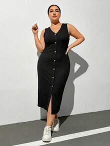 SHEIN Essnce Plus-Size Women's Black Summer Casual Everyday V-Neck Button-Decorated Slim Midi Dress,Sleeveless Stretchy Bodycon Curve Outfits,Simple Style European - Black - View 3