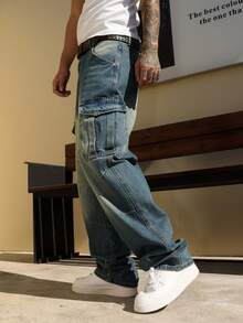 Manfinity Roghcode Jeans de carga de mezclilla nostálgicos y retro para hombres, pantalones rectos y sueltos - Azul lavado medio - Ver 7