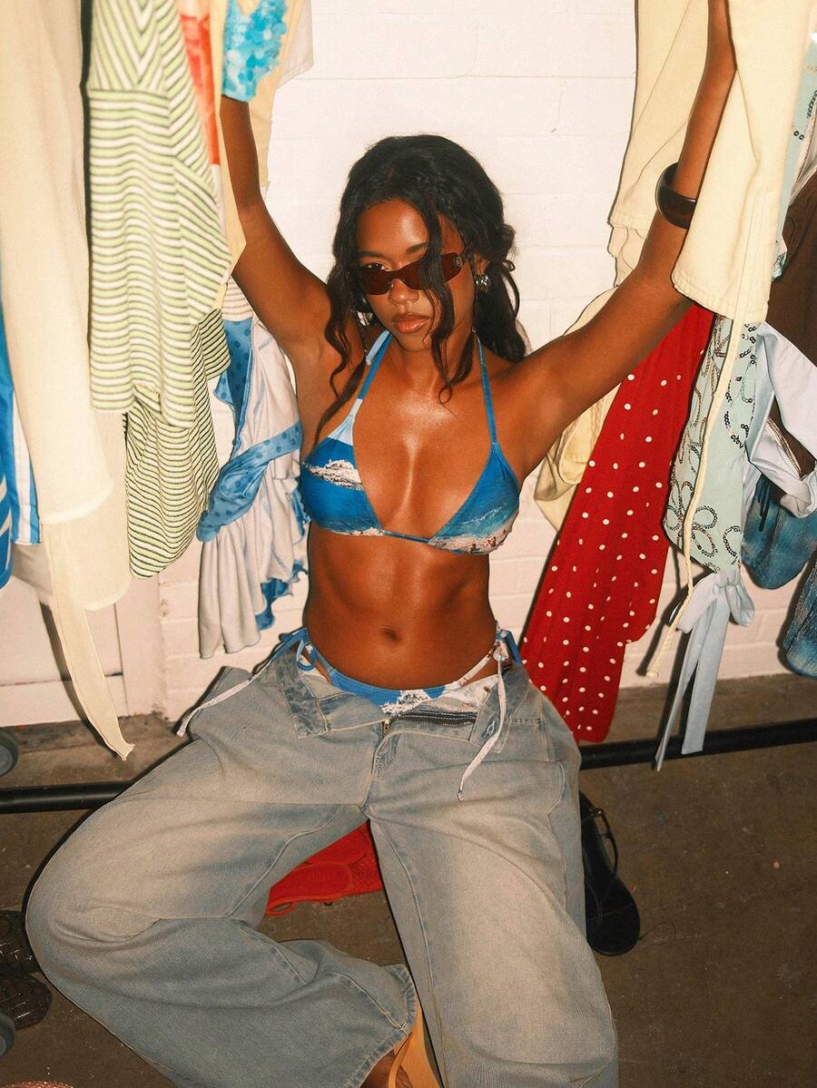 Athîral 女士全印花露背性感比基尼泳衣套装 - 彩色 - 查看 1